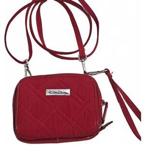 Vera Bradley quilted wristlet/crossbody